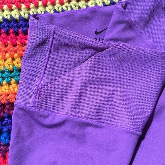 Nike Small Shorts - Picture 4 of 8